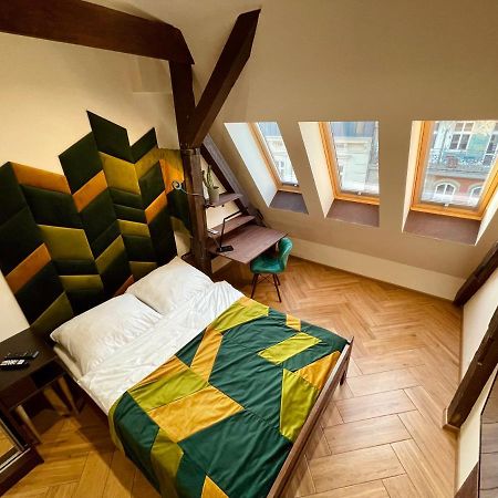 Long Attic Studio Posen Exterior foto