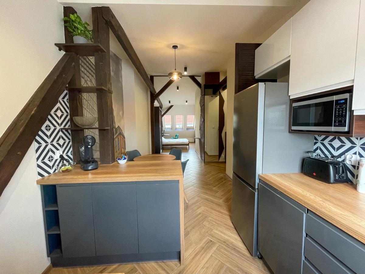 Long Attic Studio Posen Exterior foto