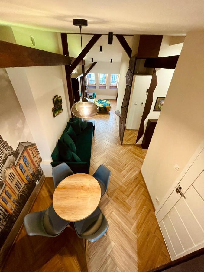Long Attic Studio Posen Exterior foto